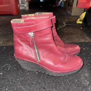 Fly London Black Wedge Booties 41 (10.5) Womens Maroon